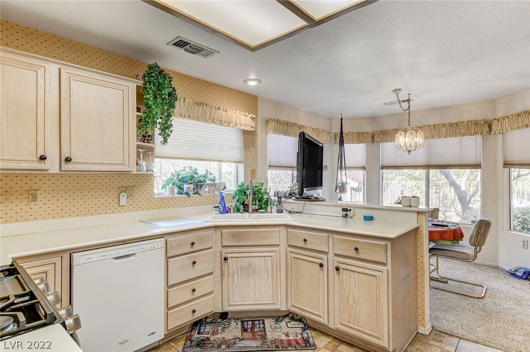 2436 Desert Butte Drive