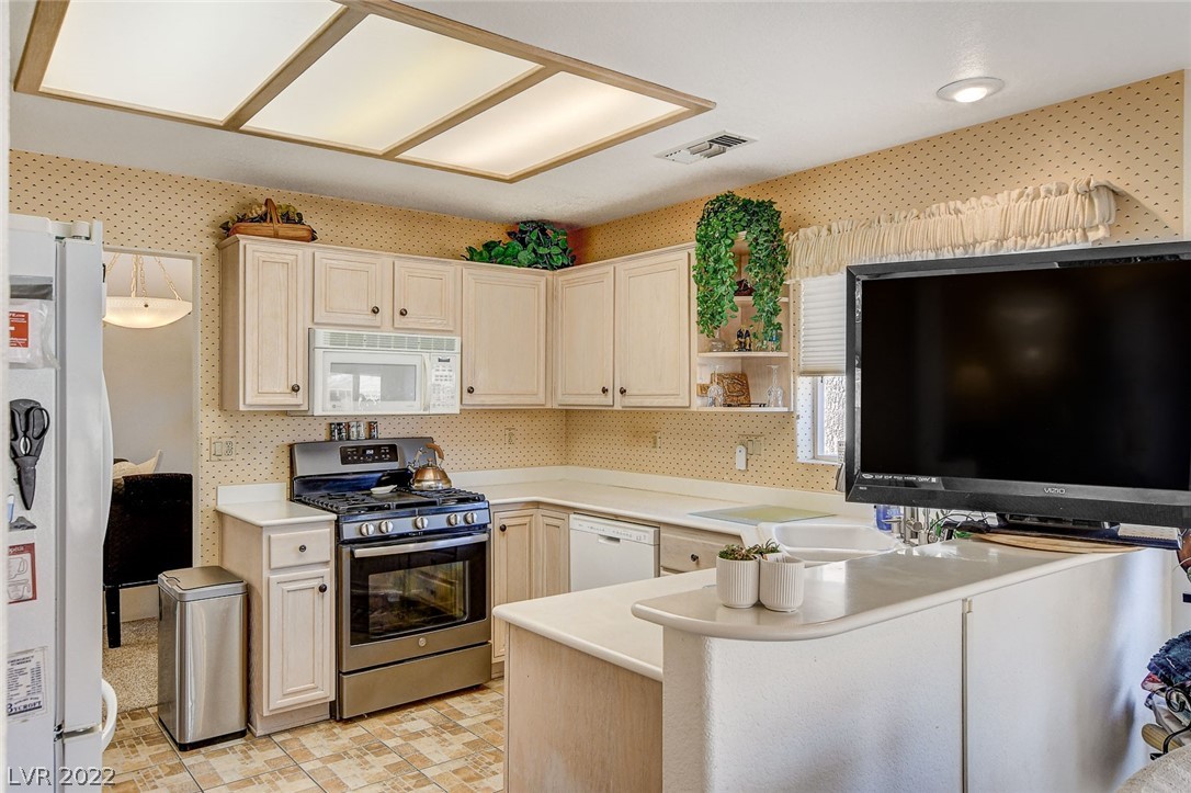 2436 Desert Butte Drive