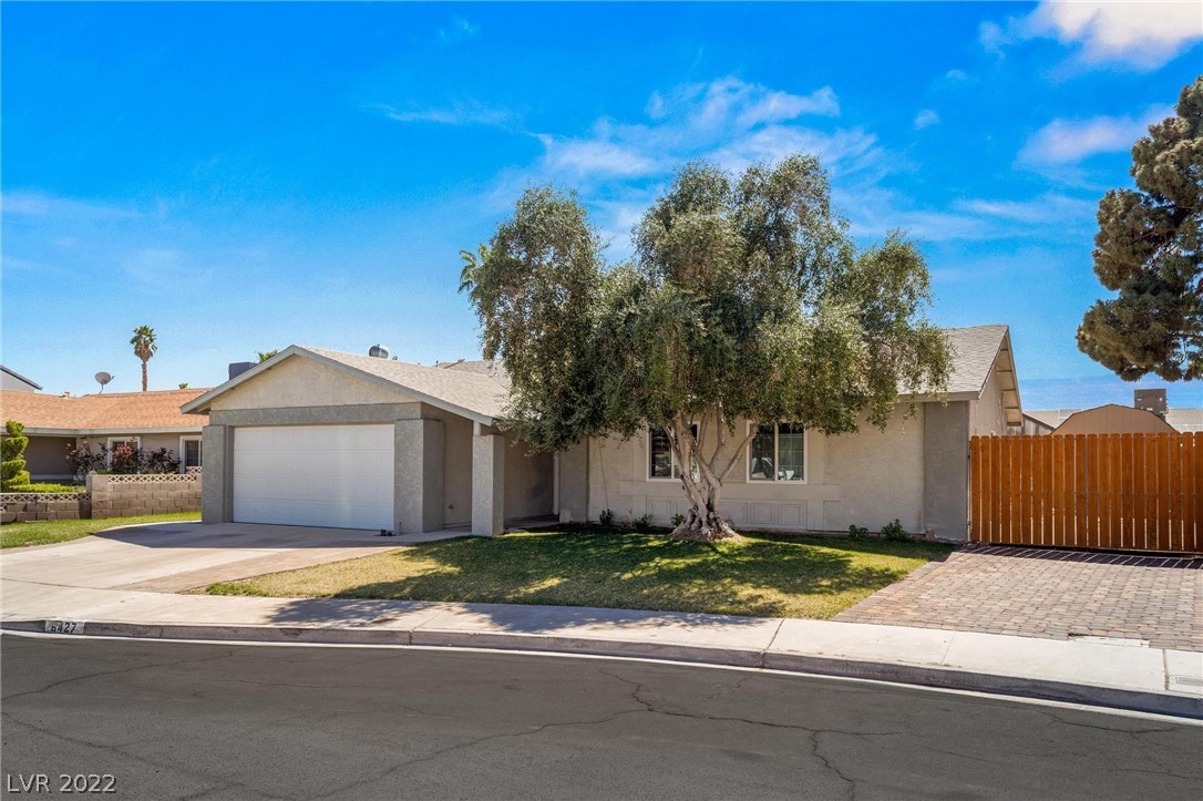 6427 Sparrow Lane