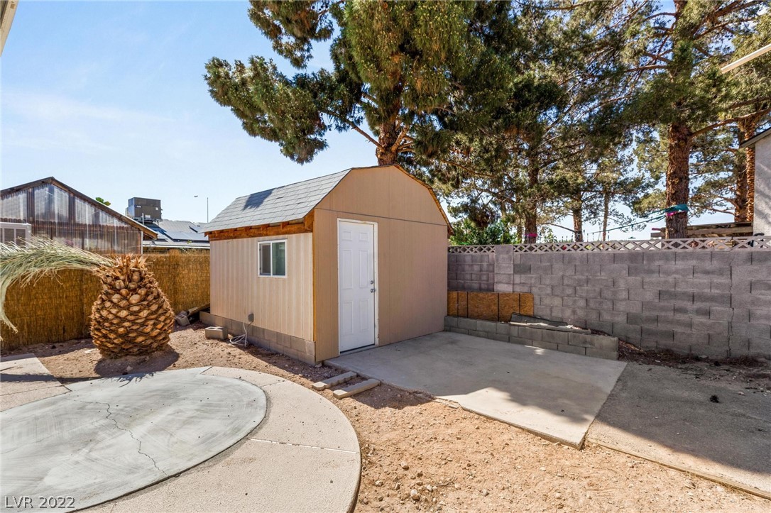 6427 Sparrow Lane