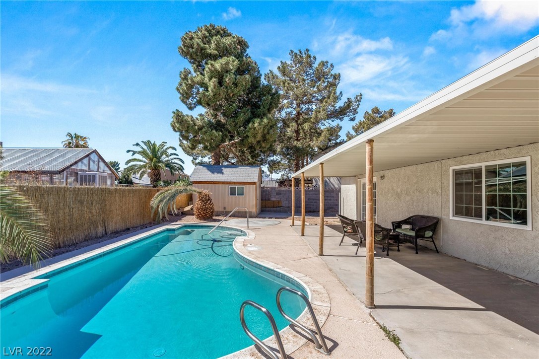 6427 Sparrow Lane
