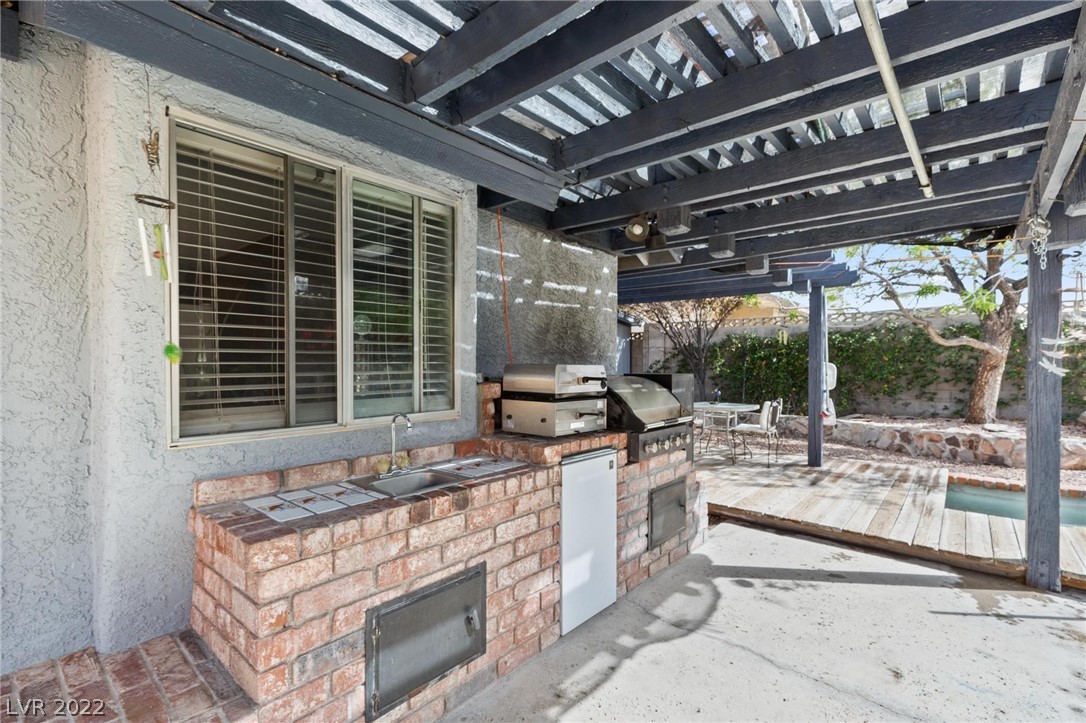 104 Rockmoss Street