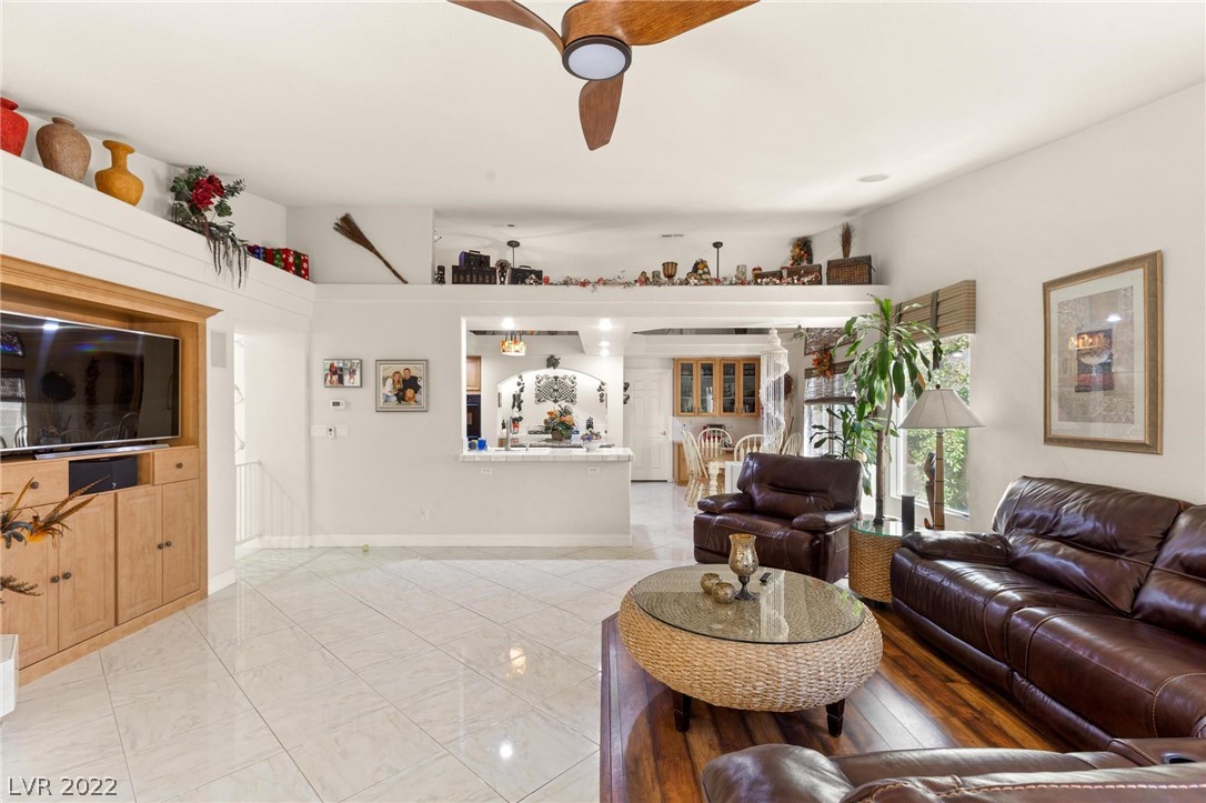 6527 Gilded Lantern Avenue