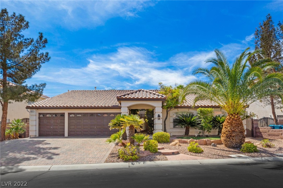 6527 Gilded Lantern Avenue