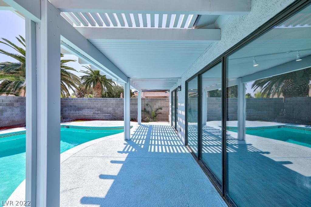 5052 Long View Drive