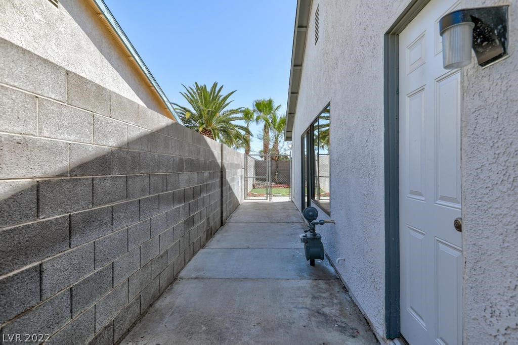 5052 Long View Drive