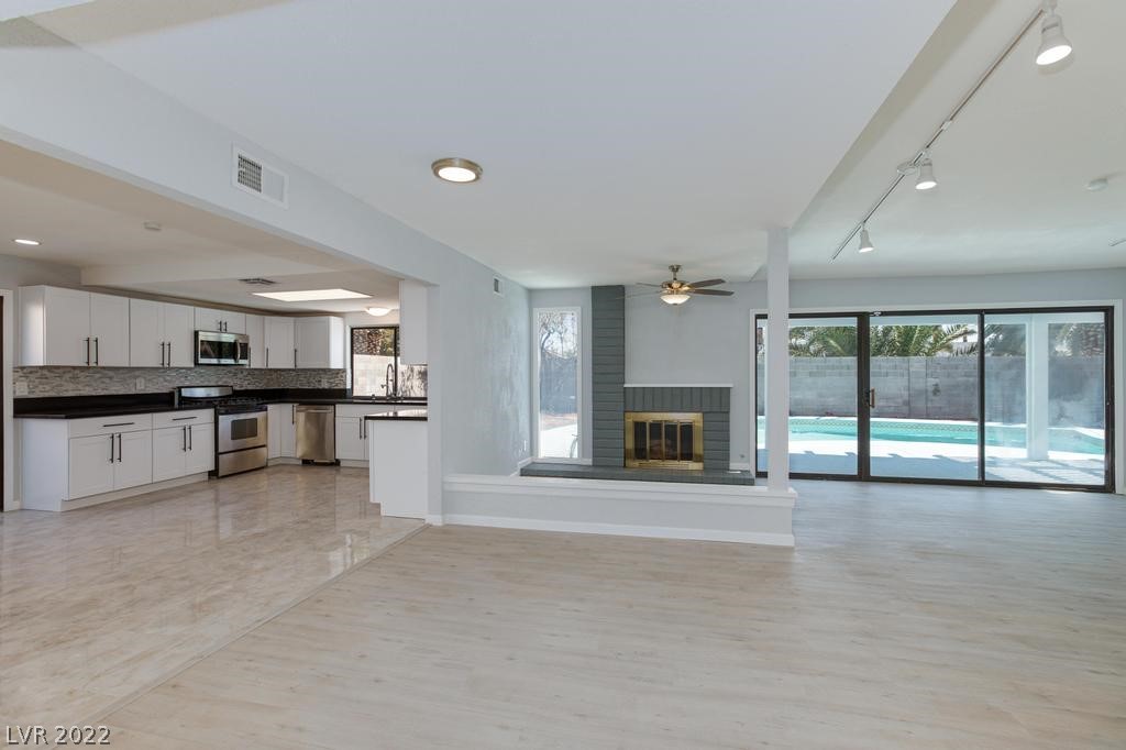 5052 Long View Drive