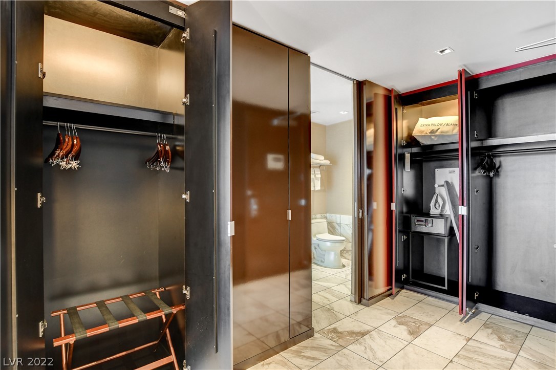 4381 W Flamingo Road Unit: 1005