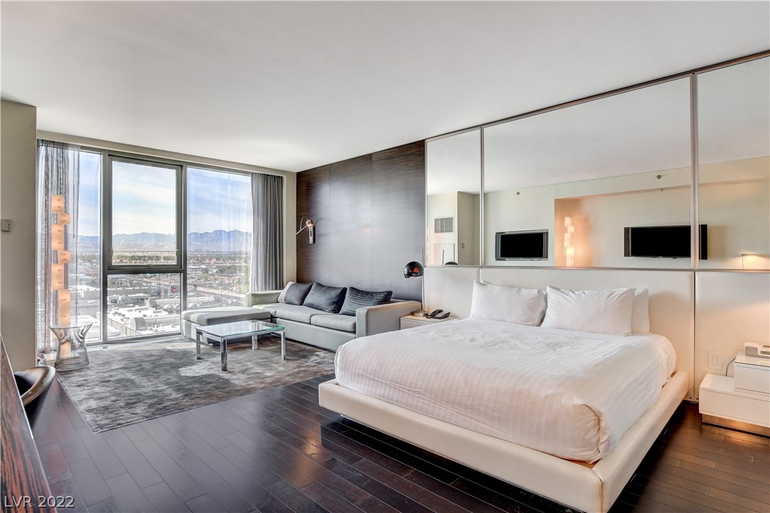 4381 W Flamingo Road Unit: 1005