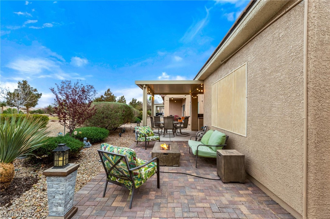 3017 Kingbird Drive