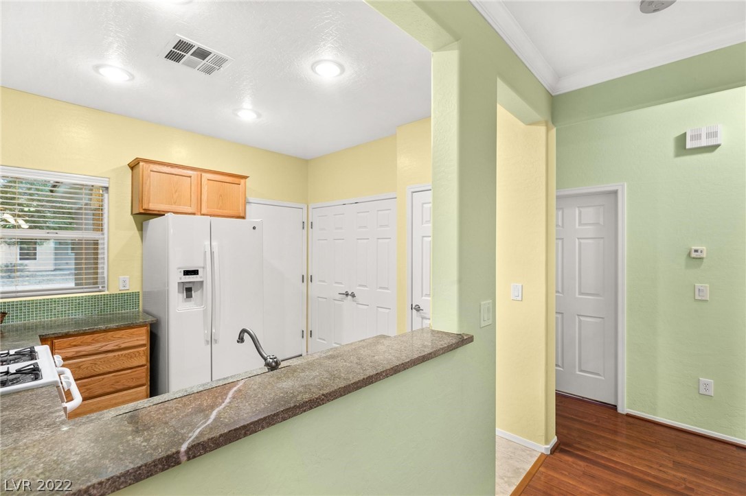 3017 Kingbird Drive