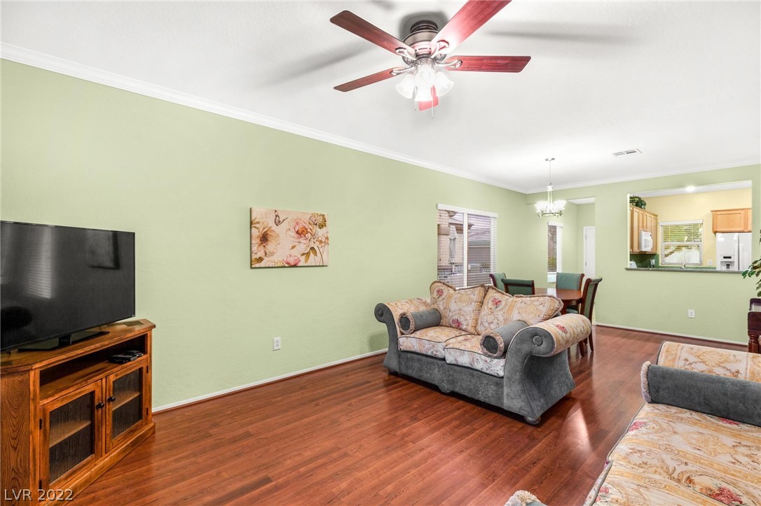 3017 Kingbird Drive