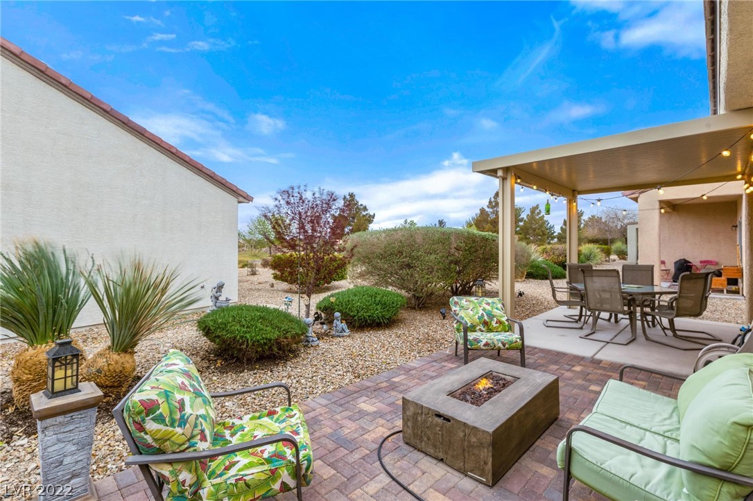 3017 Kingbird Drive