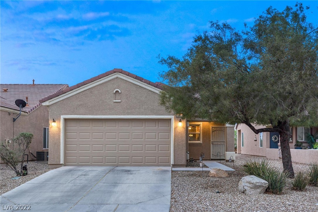 3017 Kingbird Drive