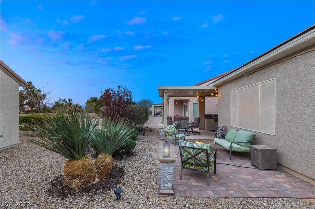 3017 Kingbird Drive