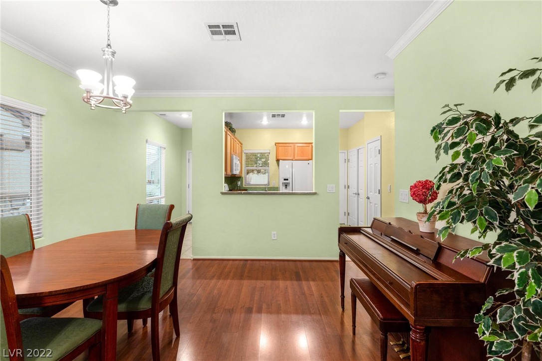 3017 Kingbird Drive