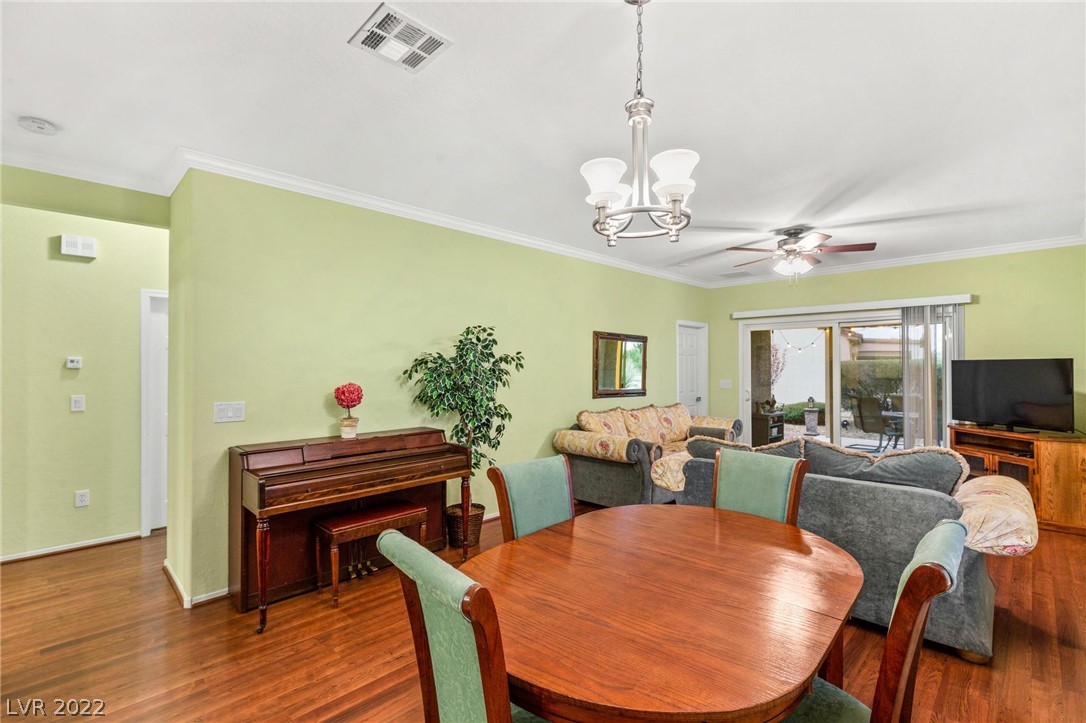3017 Kingbird Drive