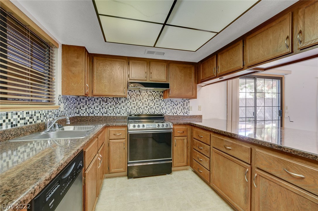 1801 Yellow Rose Street