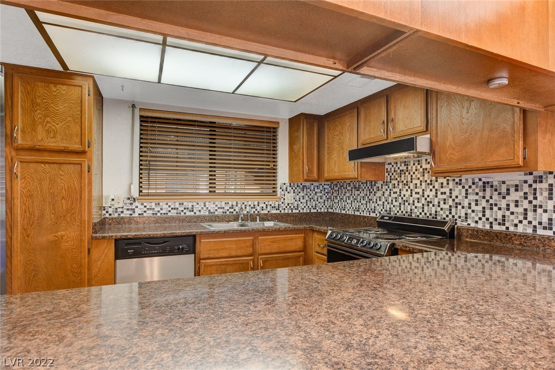 1801 Yellow Rose Street