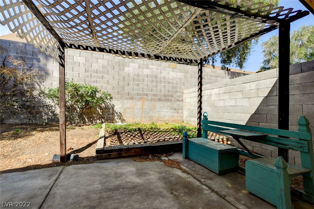 1801 Yellow Rose Street