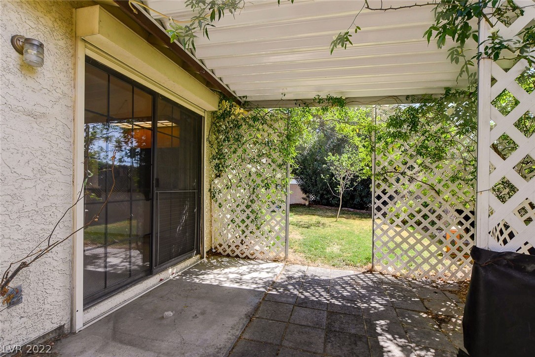 1801 Yellow Rose Street