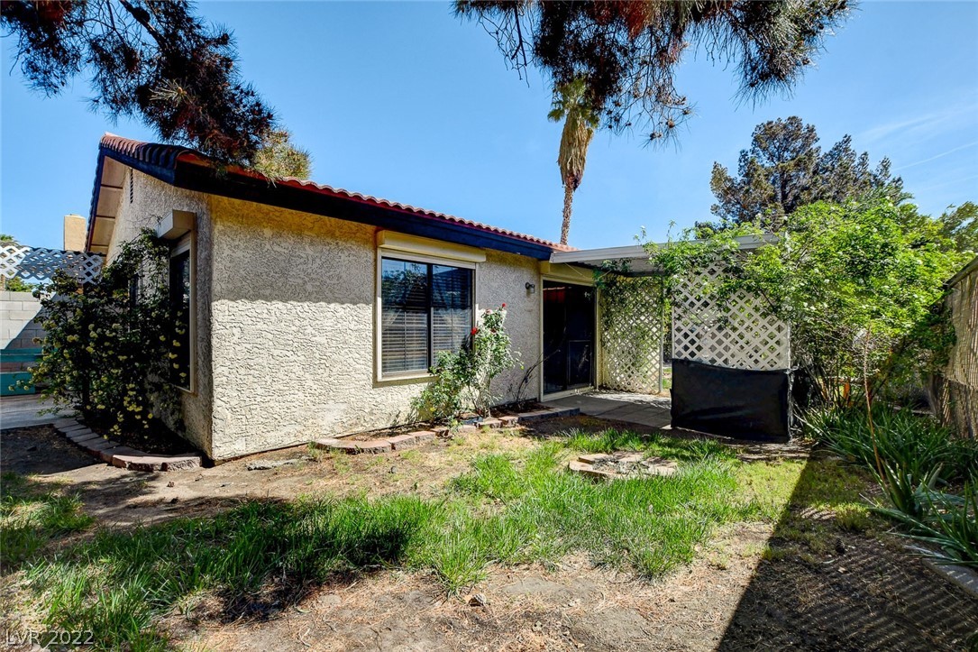 1801 Yellow Rose Street