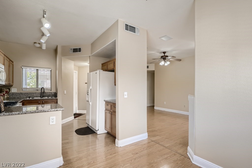 2120 Calville Street Unit: 204