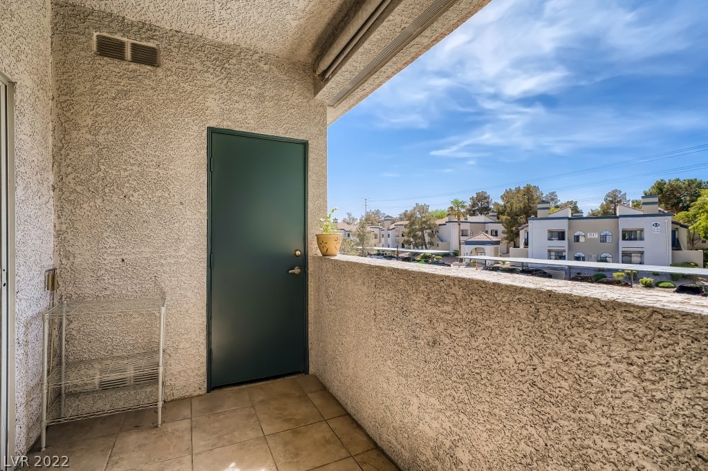 2120 Calville Street Unit: 204