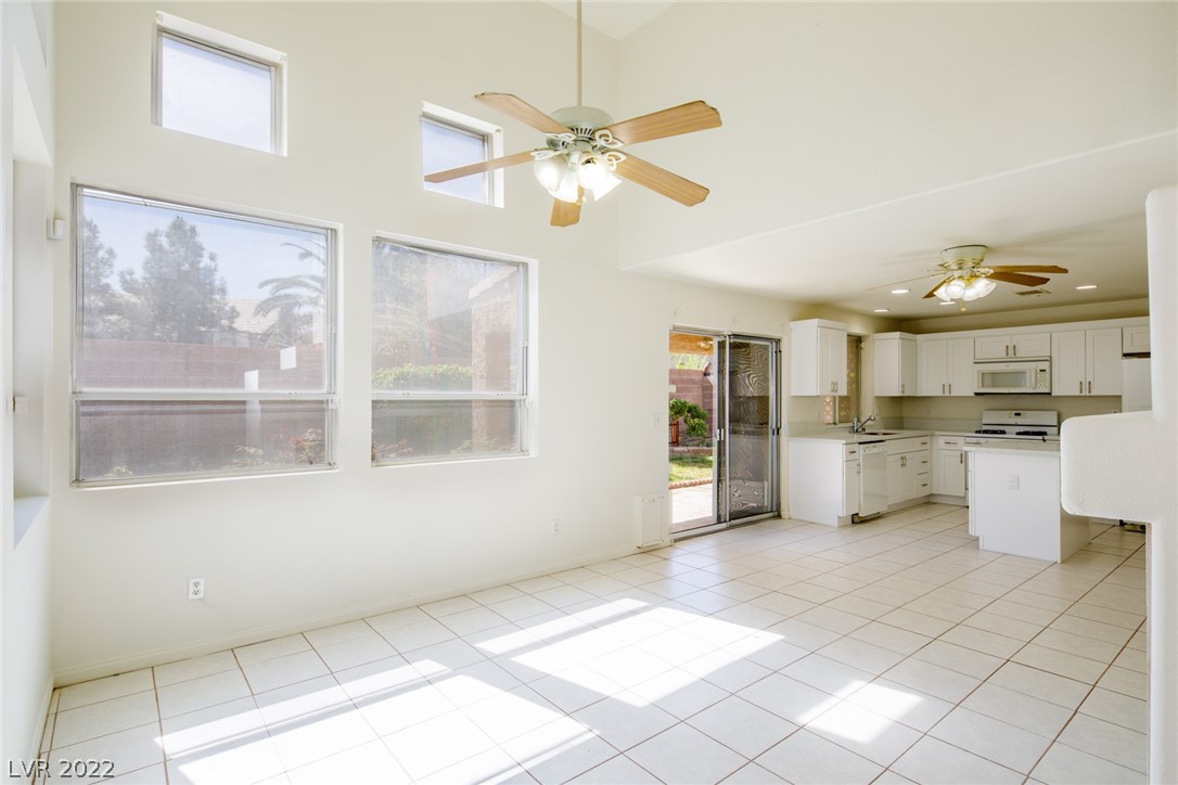 8113 Kempston Court
