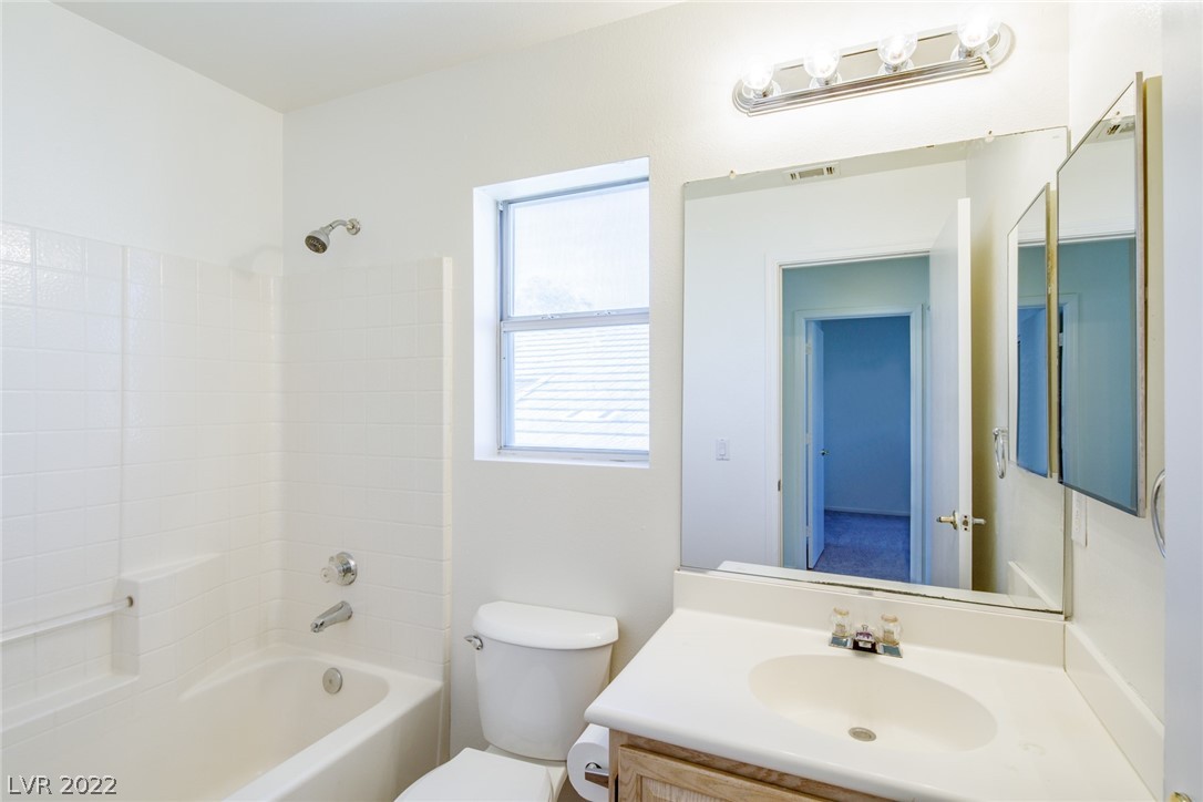 8113 Kempston Court