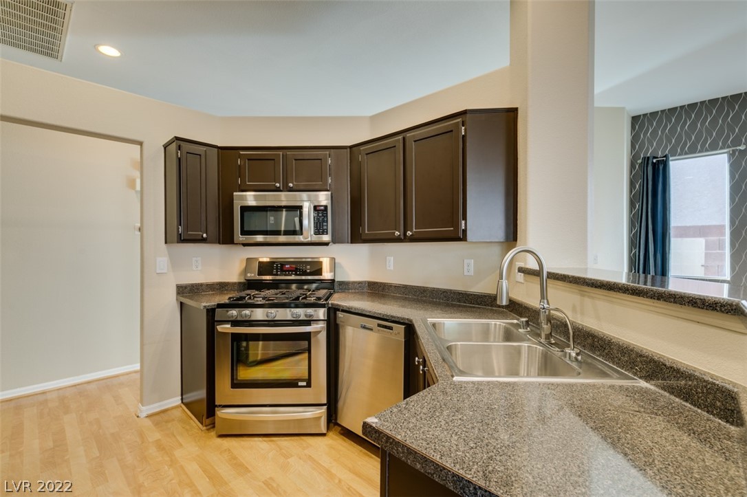 9189 Grey Pebble Court