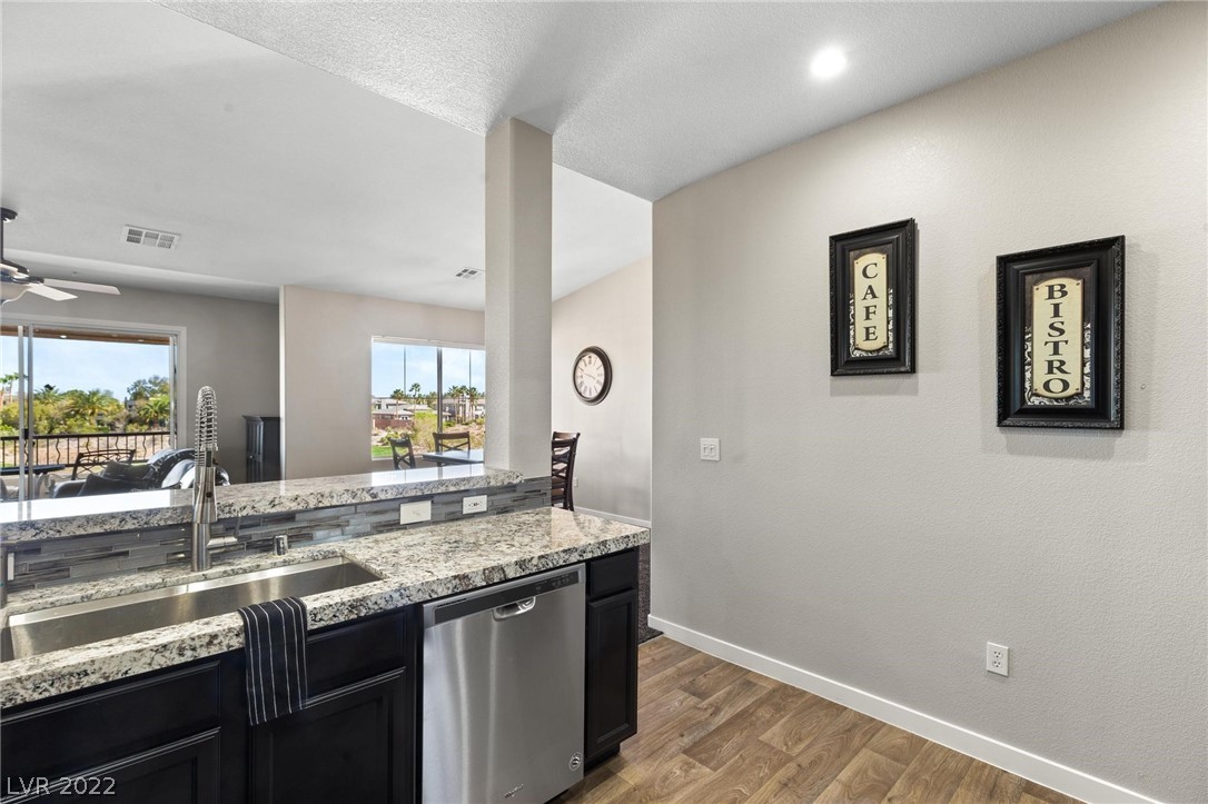 1012 Domnus Lane Unit: 206