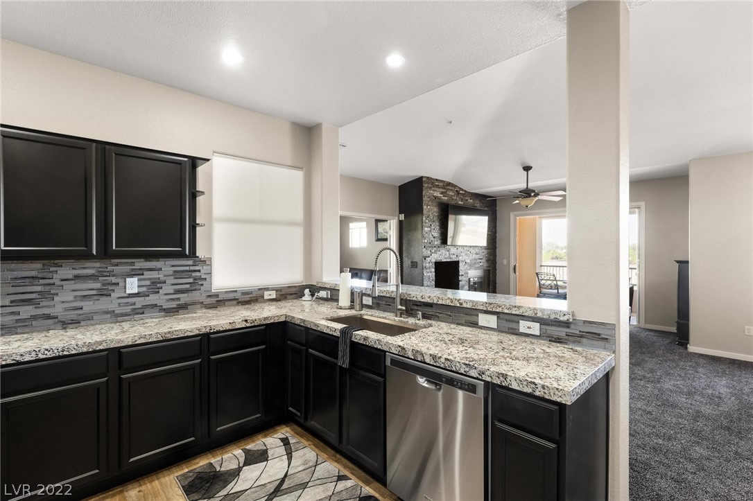 1012 Domnus Lane Unit: 206