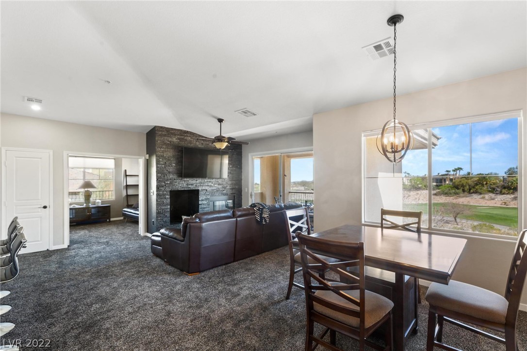 1012 Domnus Lane Unit: 206