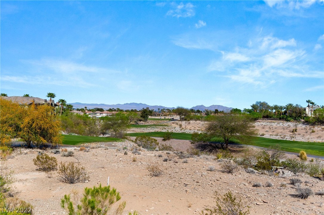 1012 Domnus Lane Unit: 206
