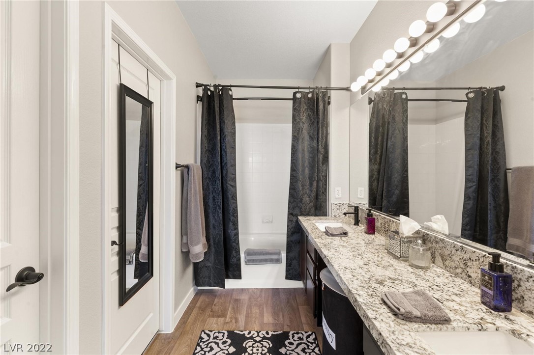 1012 Domnus Lane Unit: 206