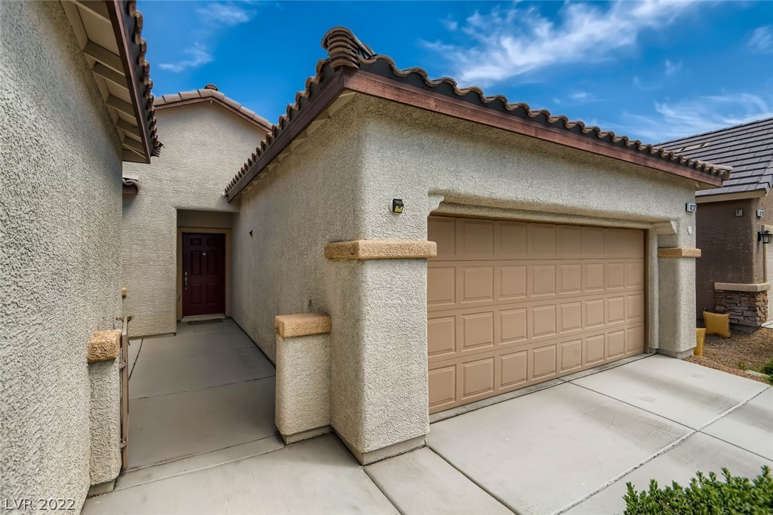 8232 Silver Vine Street