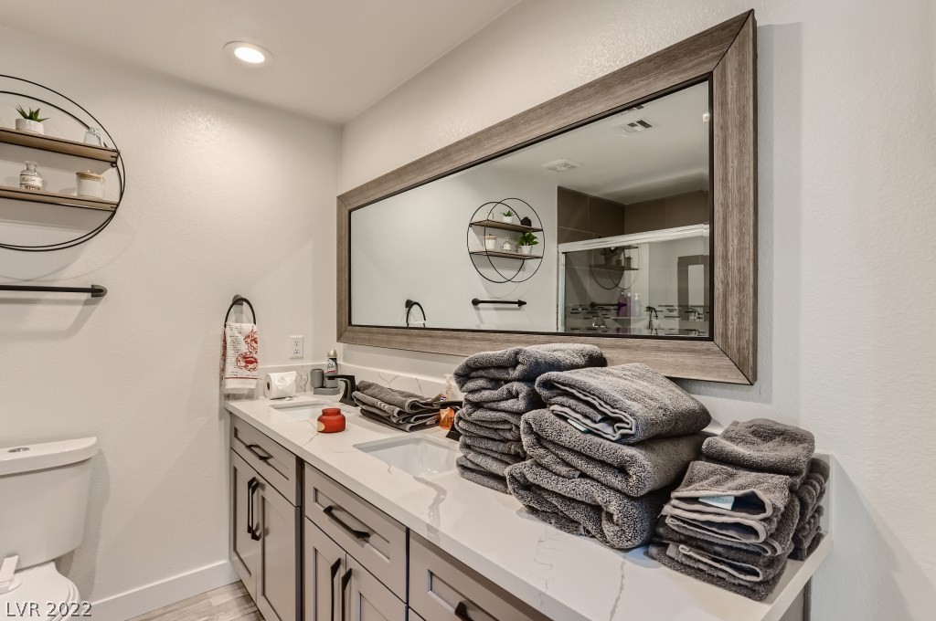 5343 Tamarus Street