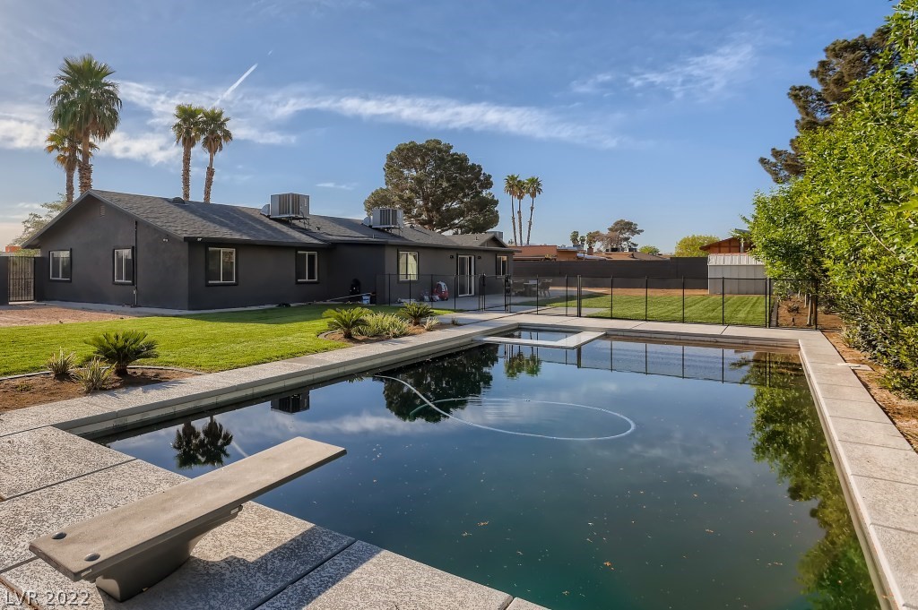 5343 Tamarus Street