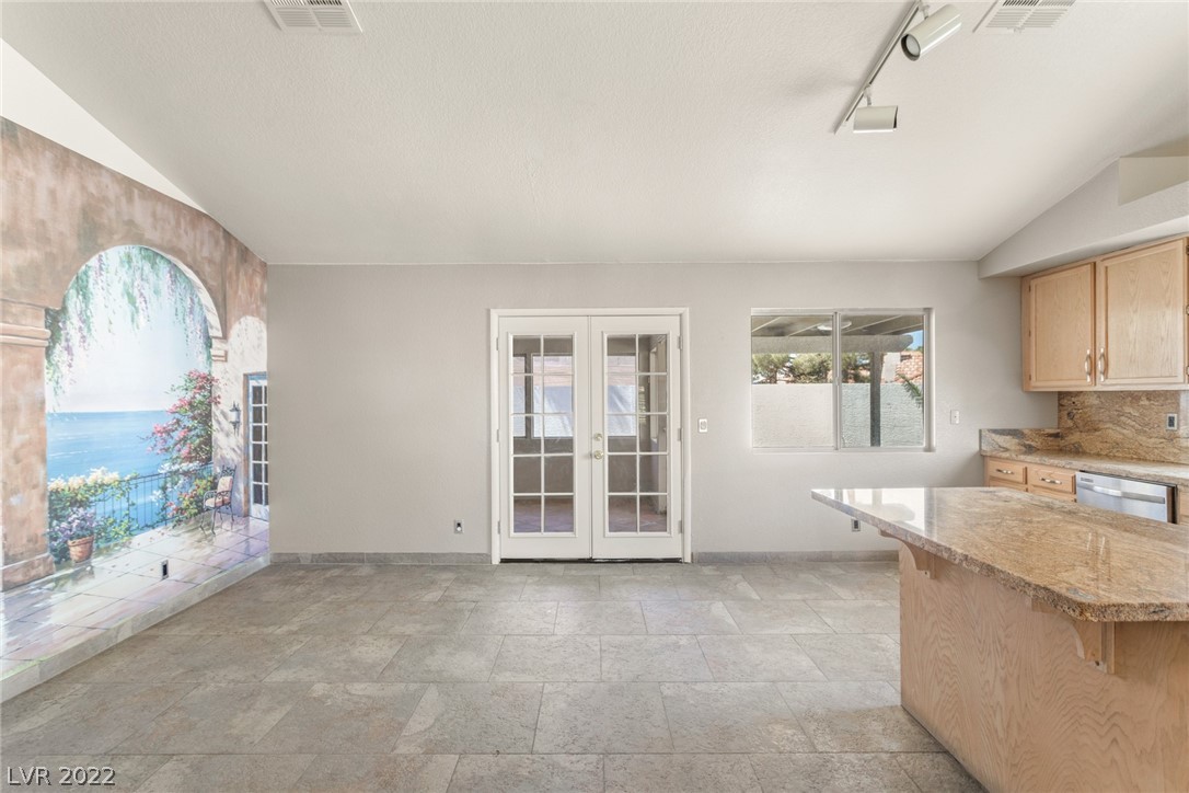 175 Deanna Way