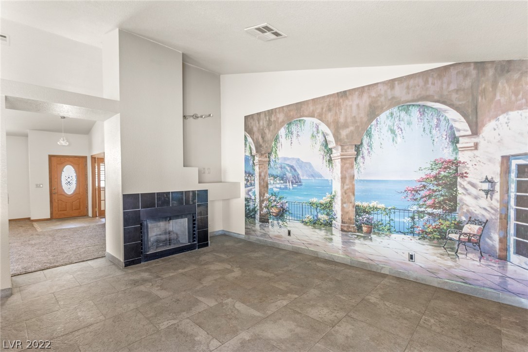 175 Deanna Way
