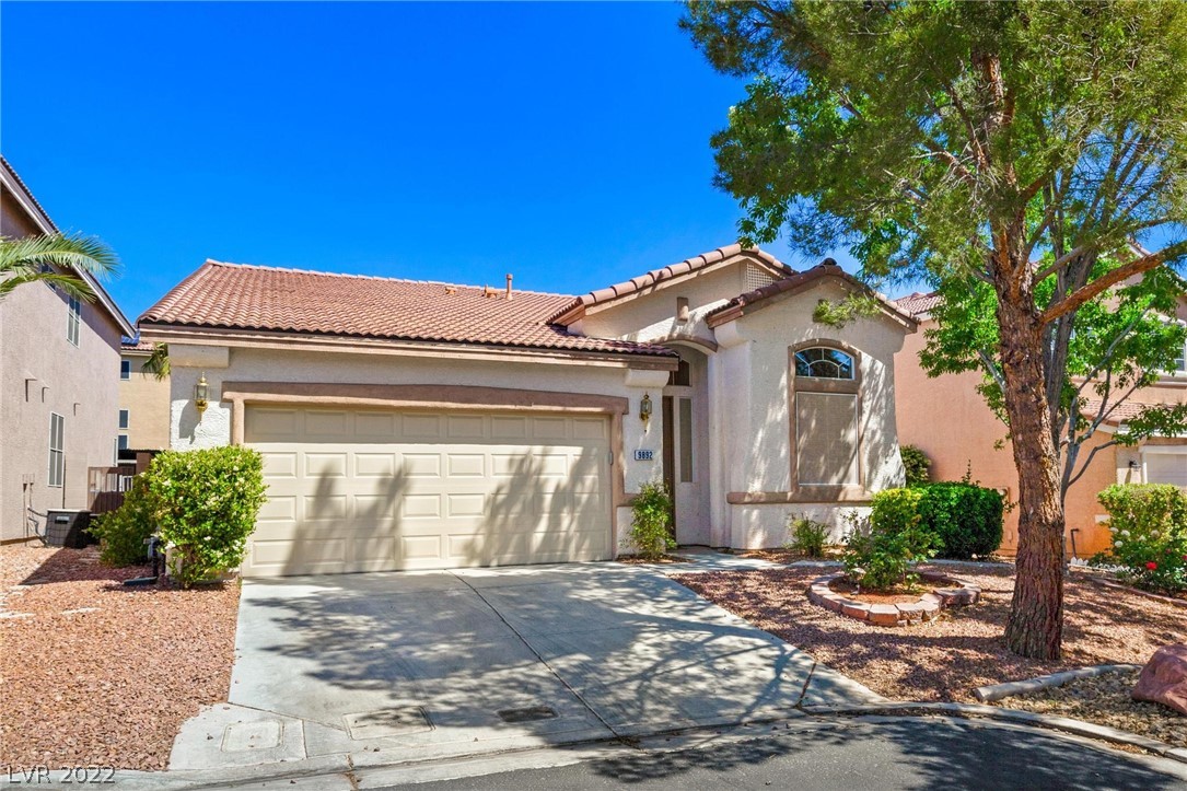 9892 Canyon Peak Drive