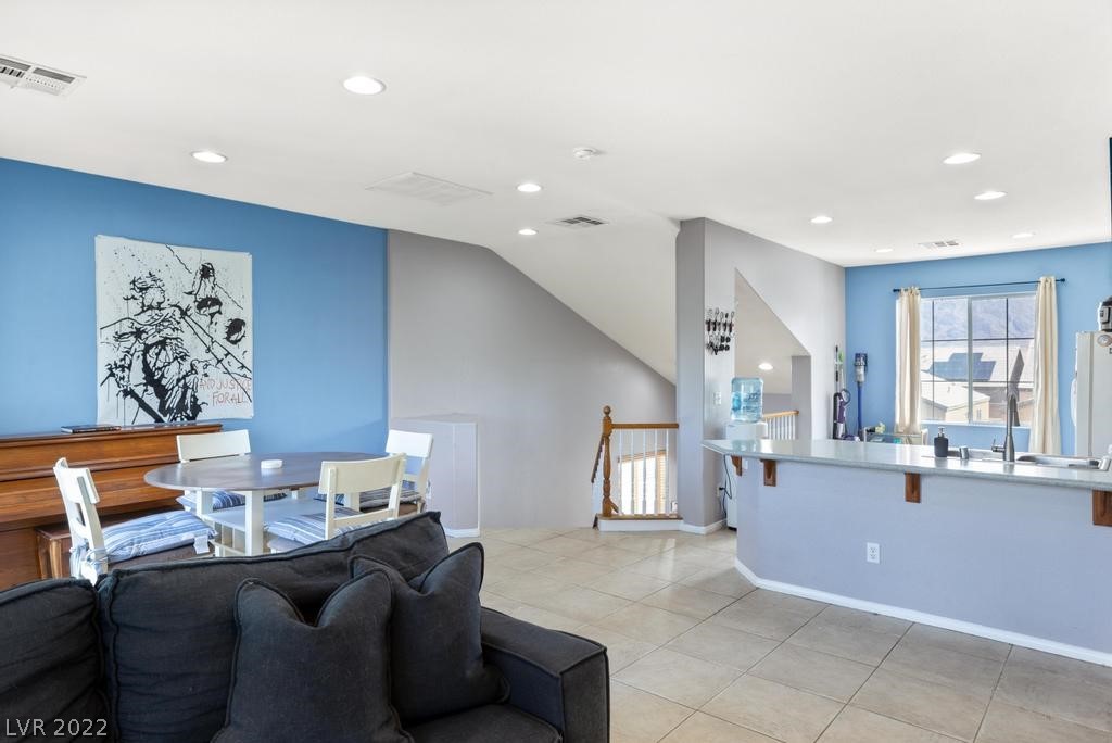 3427 Sheep Canyon Street