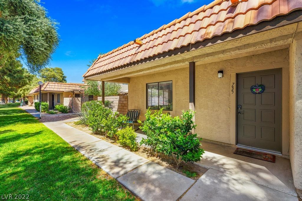 735 Apple Tree Court