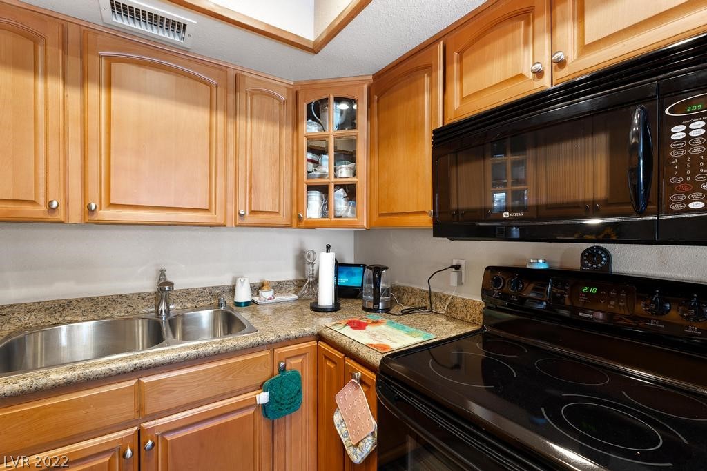 735 Apple Tree Court