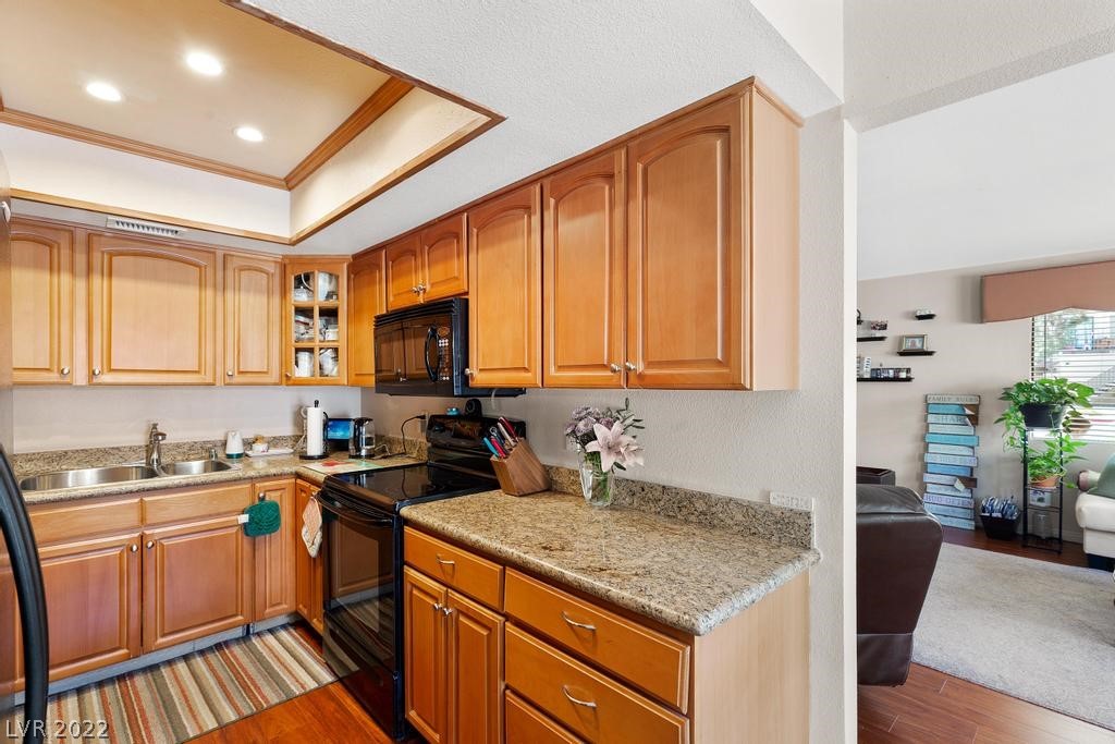 735 Apple Tree Court