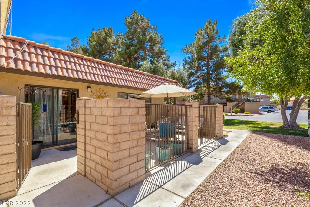 735 Apple Tree Court