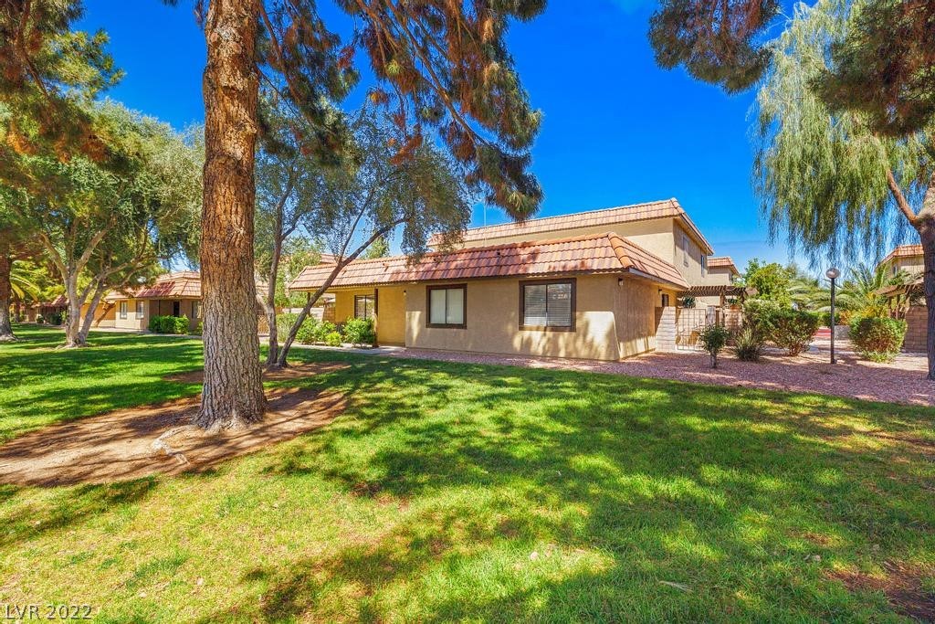 735 Apple Tree Court