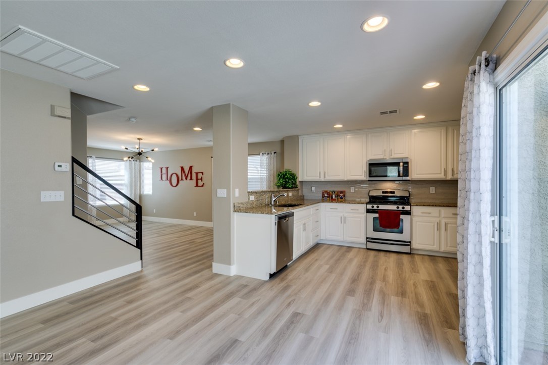 8264 Wildwood Glen Drive