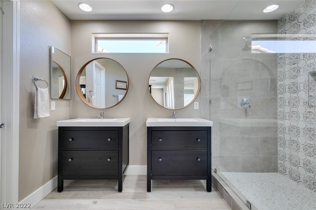8264 Wildwood Glen Drive